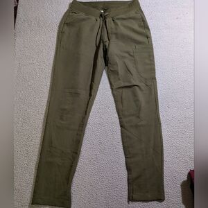 Mandala Women`s Green Drawstring 7 Pocket Cargo Medical Scrub Pants / Size S